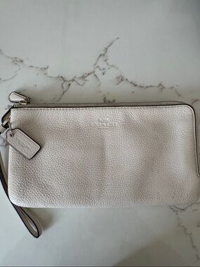 Coach Leather Wristlet Clutch in Off-White